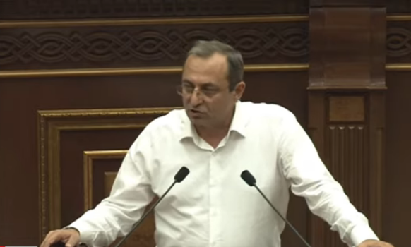 Հայկ Սարգսյան, ստում եք, ինչո՞ւ եք քաղաքական սլաք ուղղում՝ առանց հիմքի. Արծվիկ Մինասյան