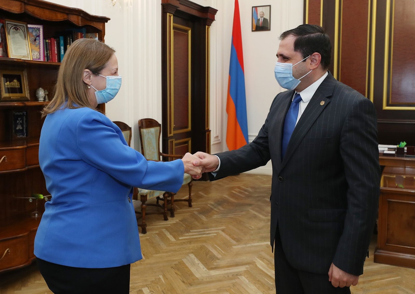 Tracy and Papikyan