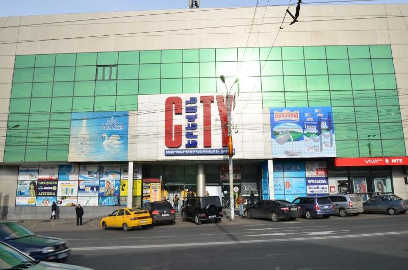 «Երեւան սիթի» սուպերմարկետի մասնաճյուղերից մեկում տղամարդու դի է հայտնաբերվել