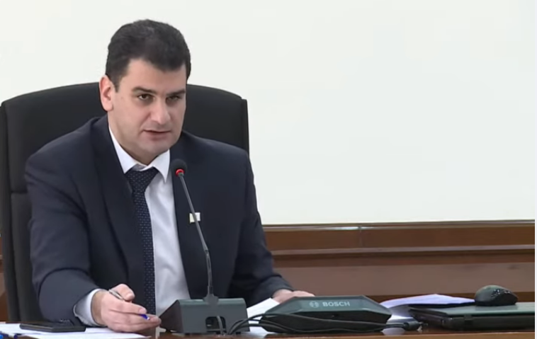 Վարորդը 270 հազ աշխատավարձ է ստանում, սահմանում կանգնած տղերքը՝ 120-ից 150 հազար․․․ ու թող չբողոքեն (տեսանյութ)