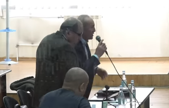 Կրքերը թեժացան Քոչարյանի գործով նիստի ժամանակ․ պաշտպանները լքեցին դահլիճն՝ առանց թույլտվության