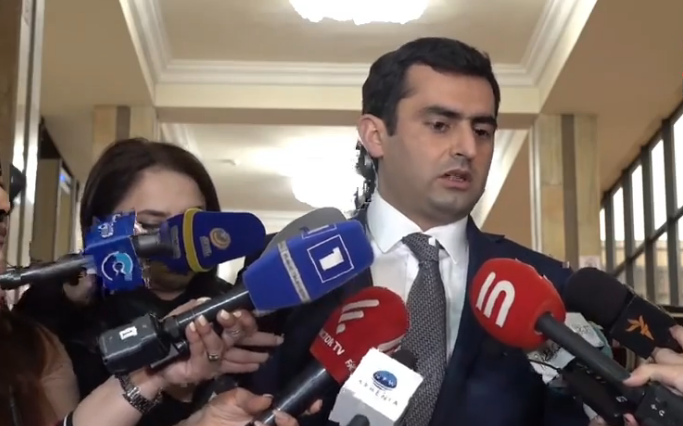 Եթե Կուբաթլուն մեր հայրենիքին է, ինչի շուրջ էին բանակցում Քոչարյանն ու Սարգսյանը․ Արշակյան