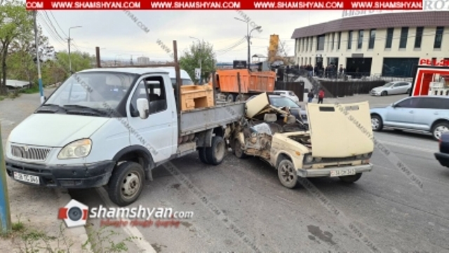 «Ռոտոնդա» սգո ծառայությունների սրահի դիմաց բախվել են բեռնատար Газел-ն ու 06-ը