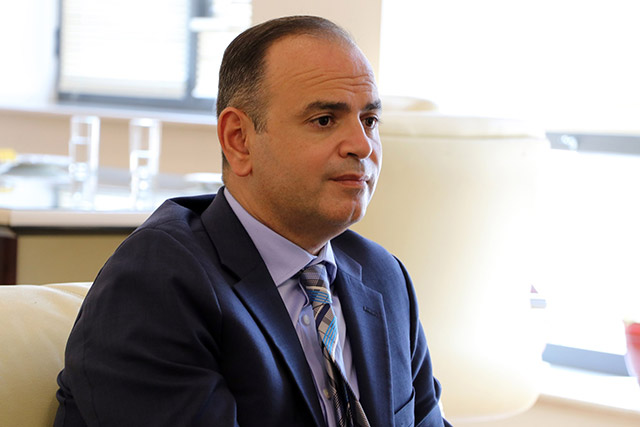 Zareh Sinanyan