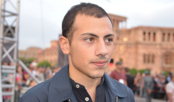 Աշոտ Փաշինյանը դիմում է գրել և իր դիմումի համաձայն դուրս է եկել բուհից. tert ,am