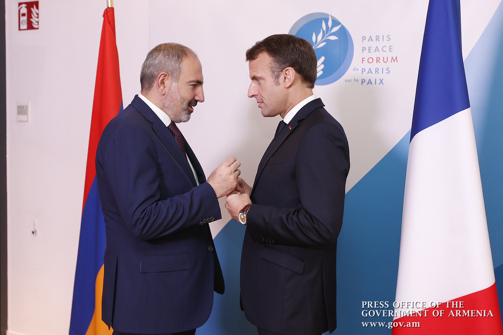 Pashinyan Macron