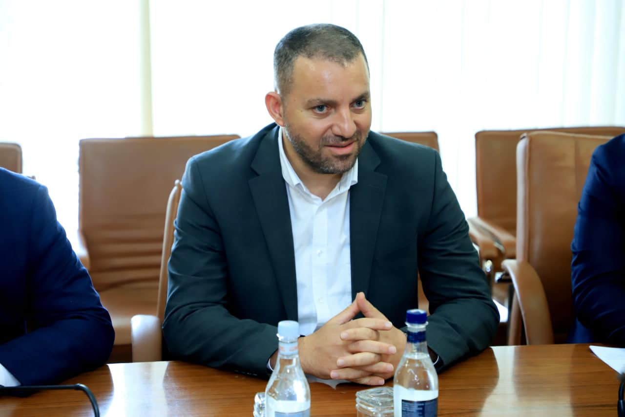 Այսօր հանդիպում եմ ունեցել ամերիկյան «Էյ Էմ Դի»-ի (AMD) կորպորատիվ հարցերով փոխնախագահների հետ